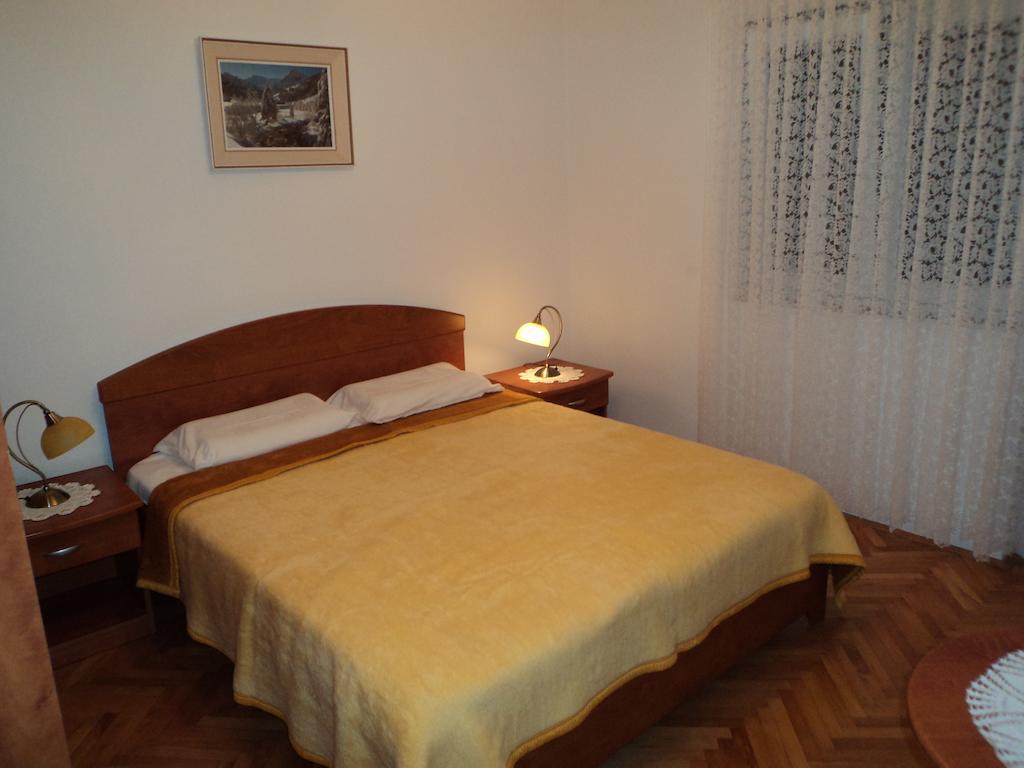 Apartments Racetin Marina Room photo